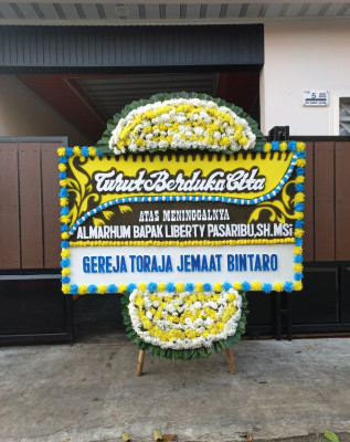 Papan Bunga Duka di Podorejo
