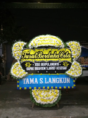 Papan Bunga Duka di Podorejo